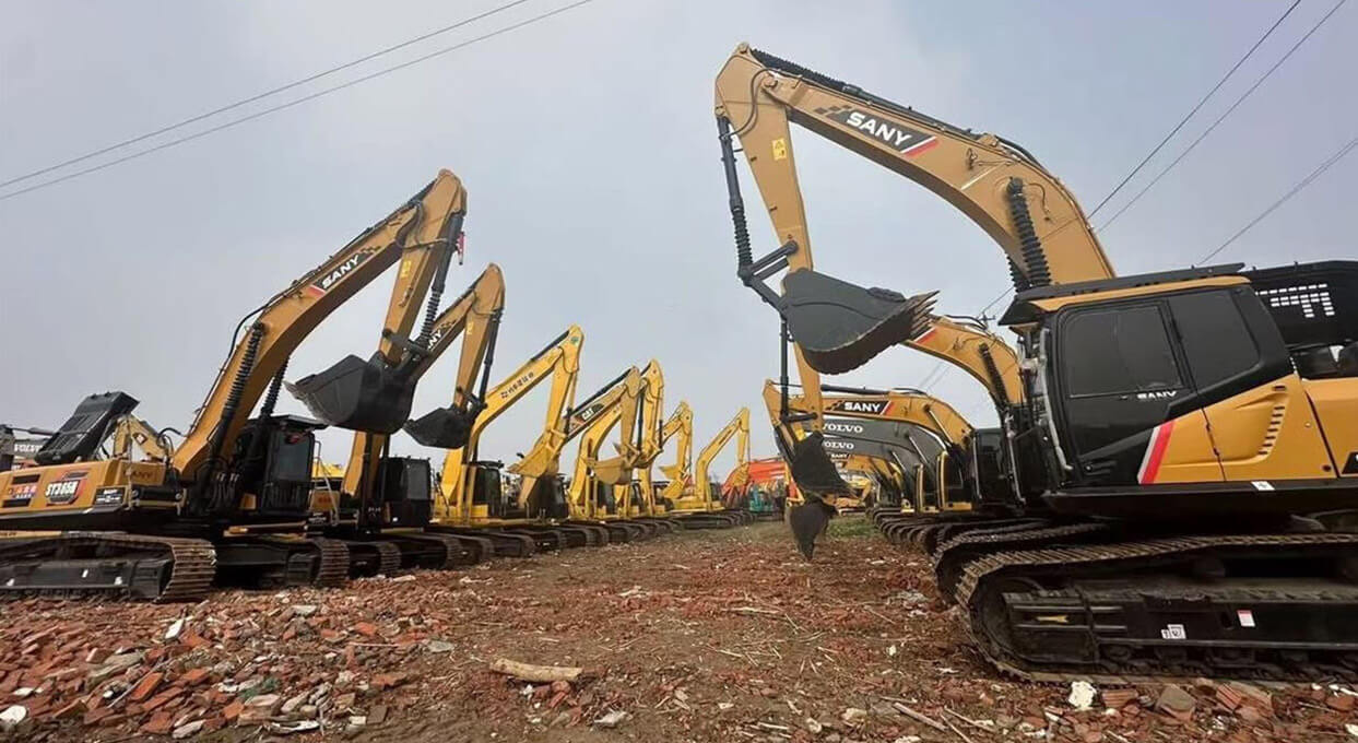 Used Excavator